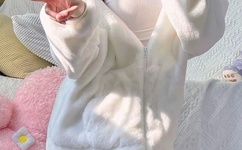 日本爆乳片手机在线播放